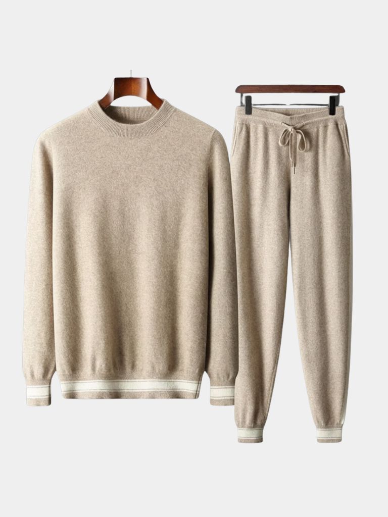 Cashmere Comfort Set – Elegant Luxury