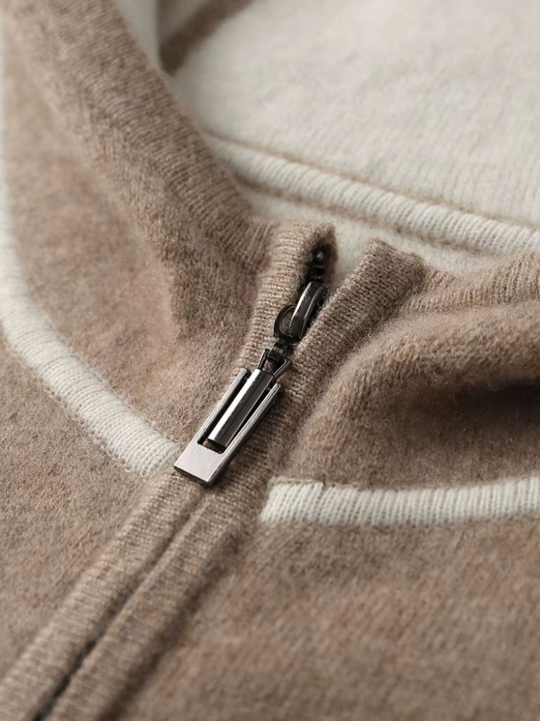 Taupe Cashmere Set – Elegant Knitwear