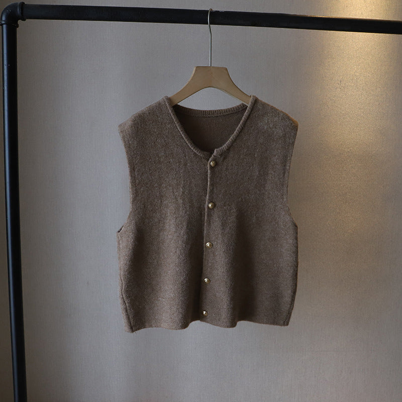 Soft Vest – Silken Weave Elegance