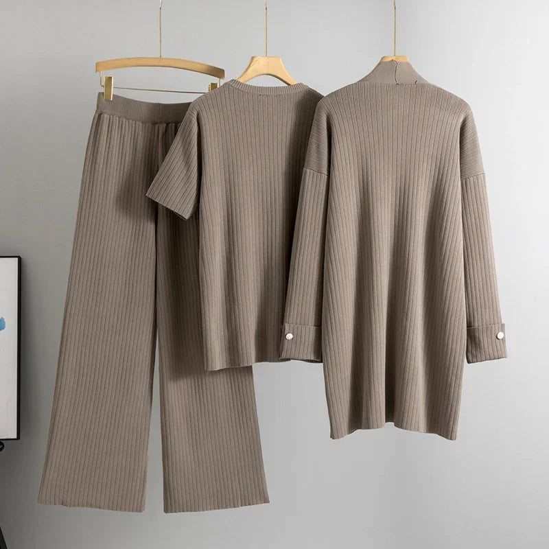 La Tranquillità Raffinato Set - Relaxed Wide-Leg Outfit