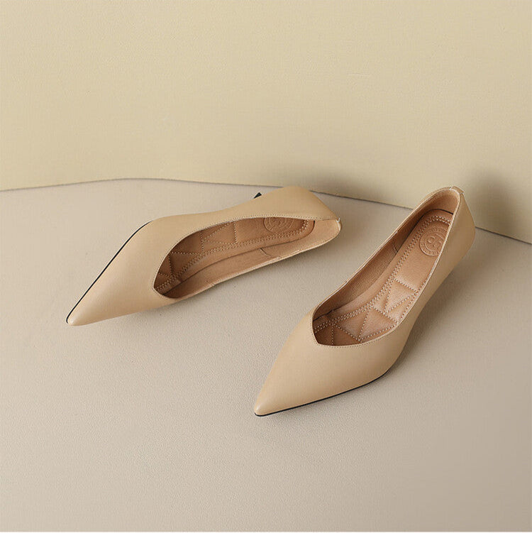 Elegant Pumps – Timeless Minimalist Design