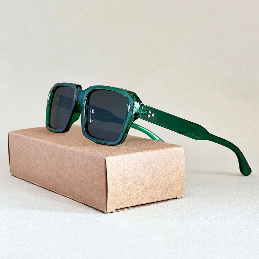 Classic Square Sunglasses – Vintage Style