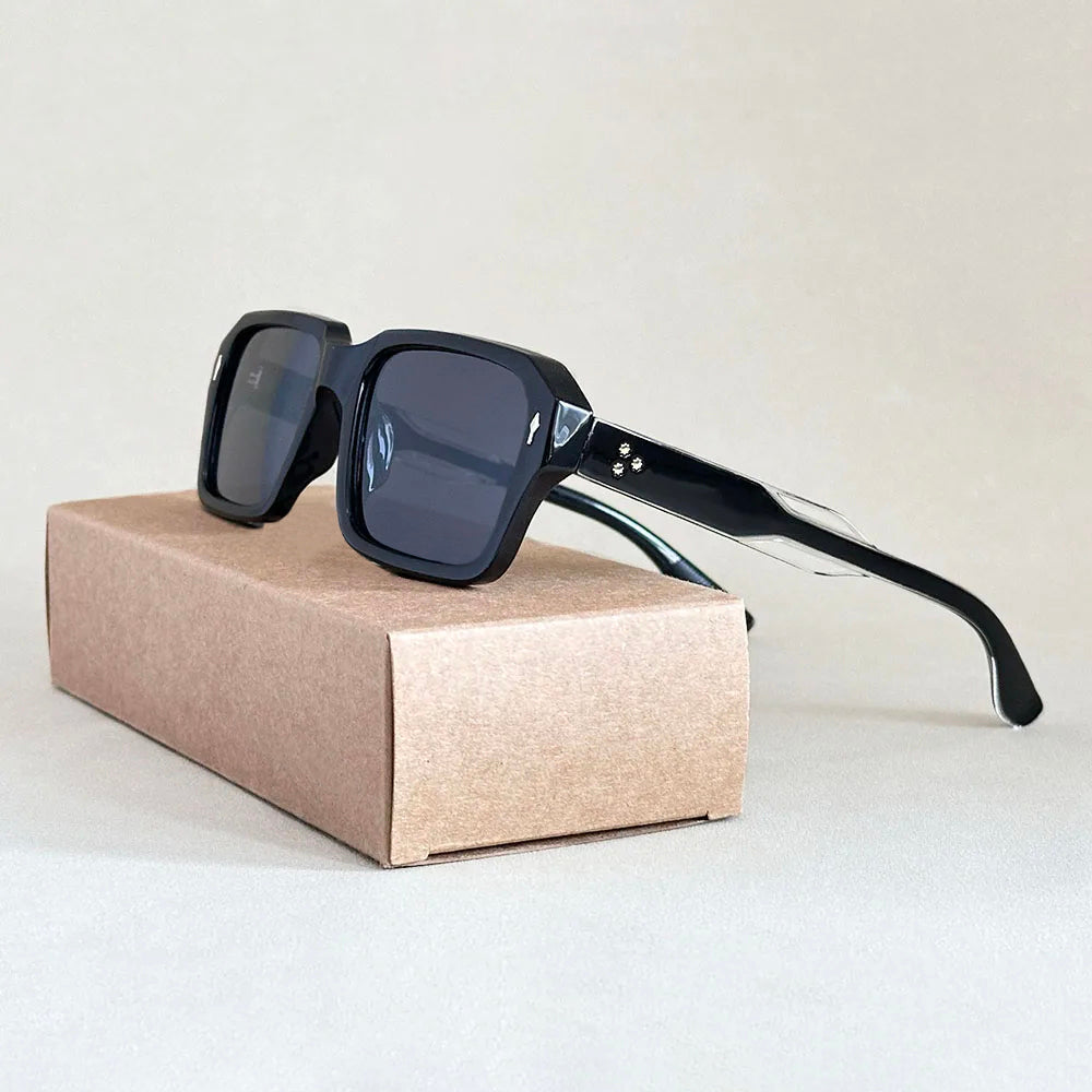 Classic Square Sunglasses – Vintage Style