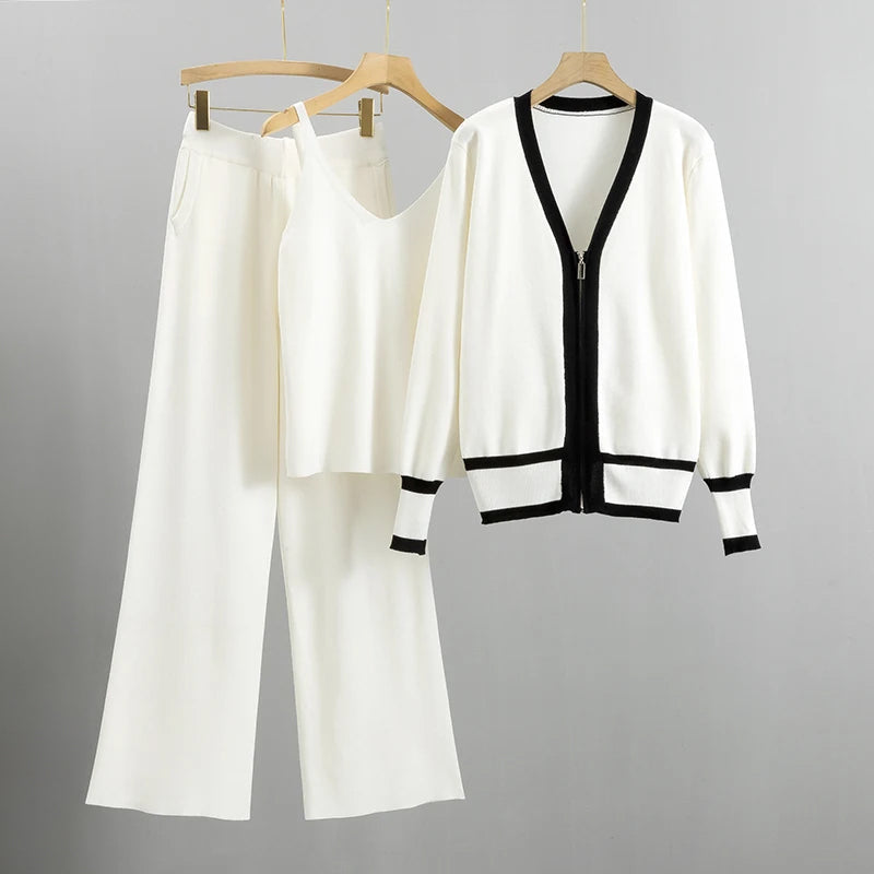 Knitted 3 Piece Set – Comfortable Synthetic