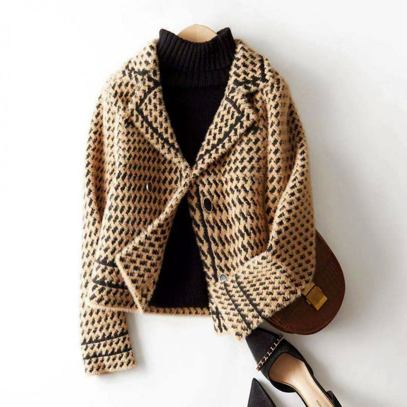 Cropped Buttoned Jacket | Houndstooth Pattern