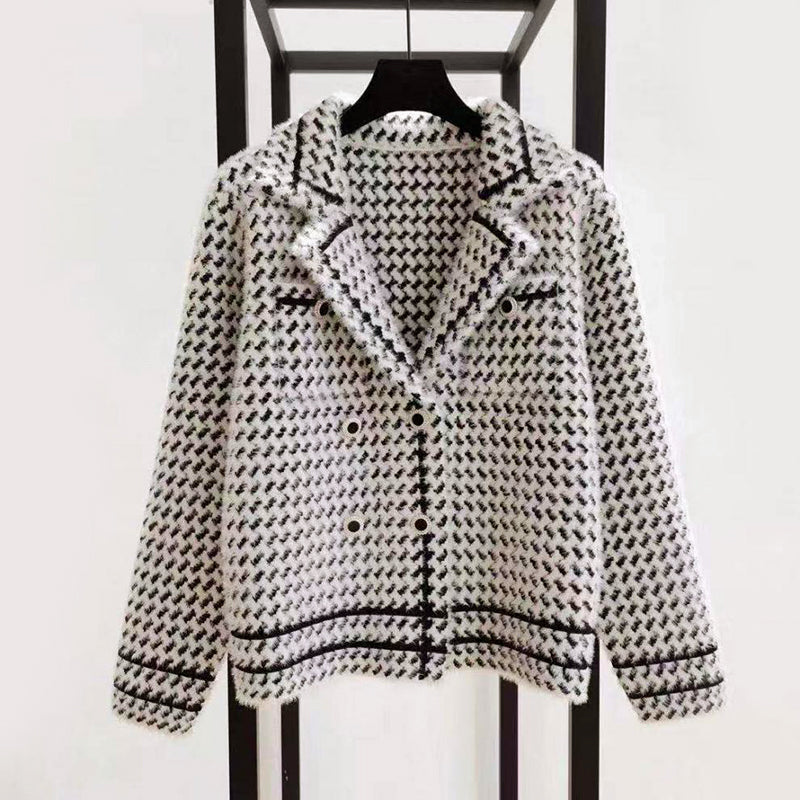 Cropped Buttoned Jacket | Houndstooth Pattern