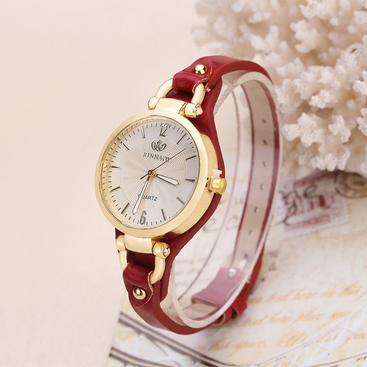 Women's Quartz Wristwatch – Gold-Tone Bezel