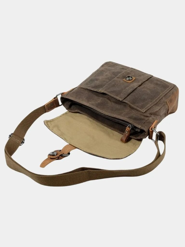 Transversal Courier Bag – Premium Leather
