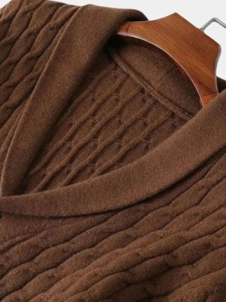 Cozy Classic Cardigan – Elegant Cross Pattern Knitwear