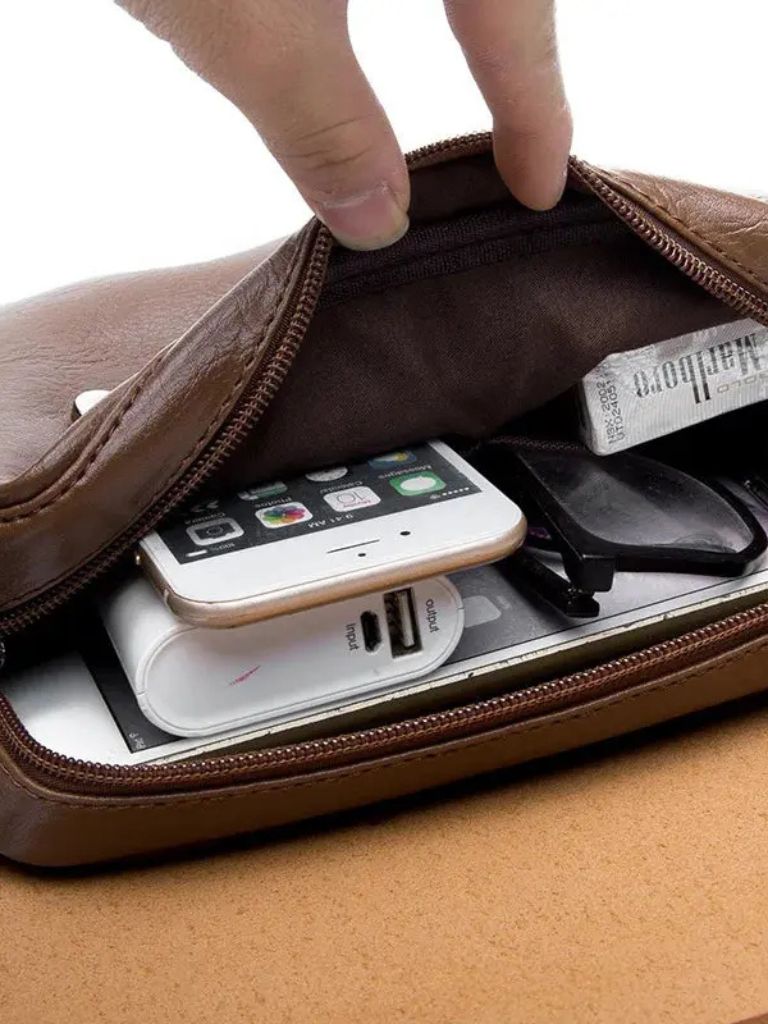 Leather Shoulder Bag | Classic Style