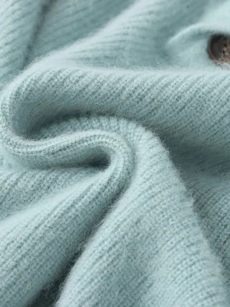 Soft Cashmere Sweater – Luxury Knitwear by Viretti Milano