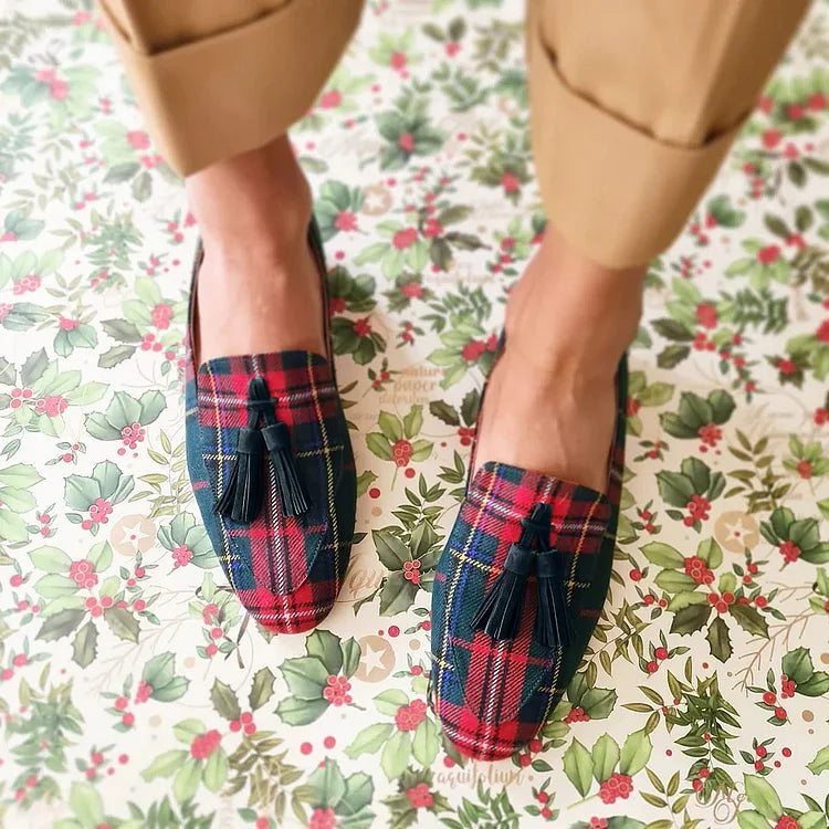 Tartan Loafers With Elegant Fringes