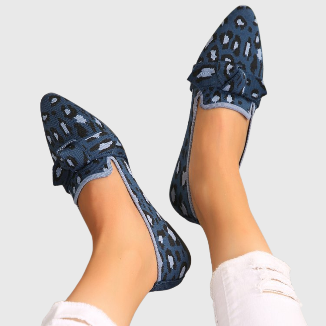 Tiger Comfort Loafers – Stylish Knotted Detail