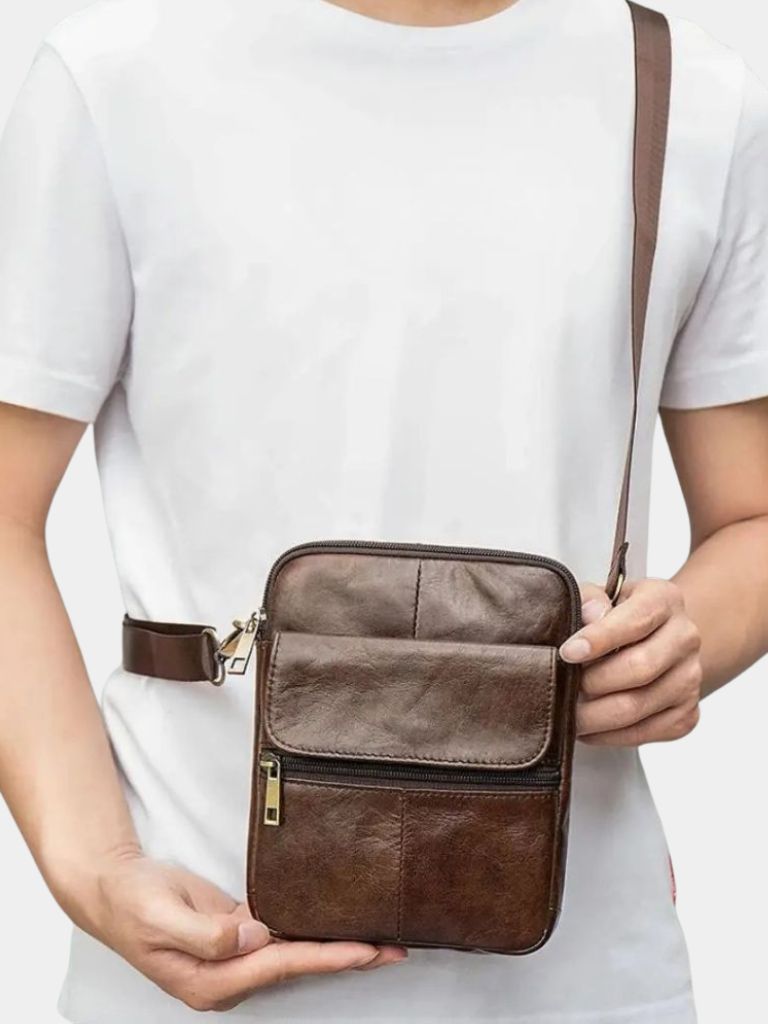 Leather Shoulder Bag | Classic Luxury