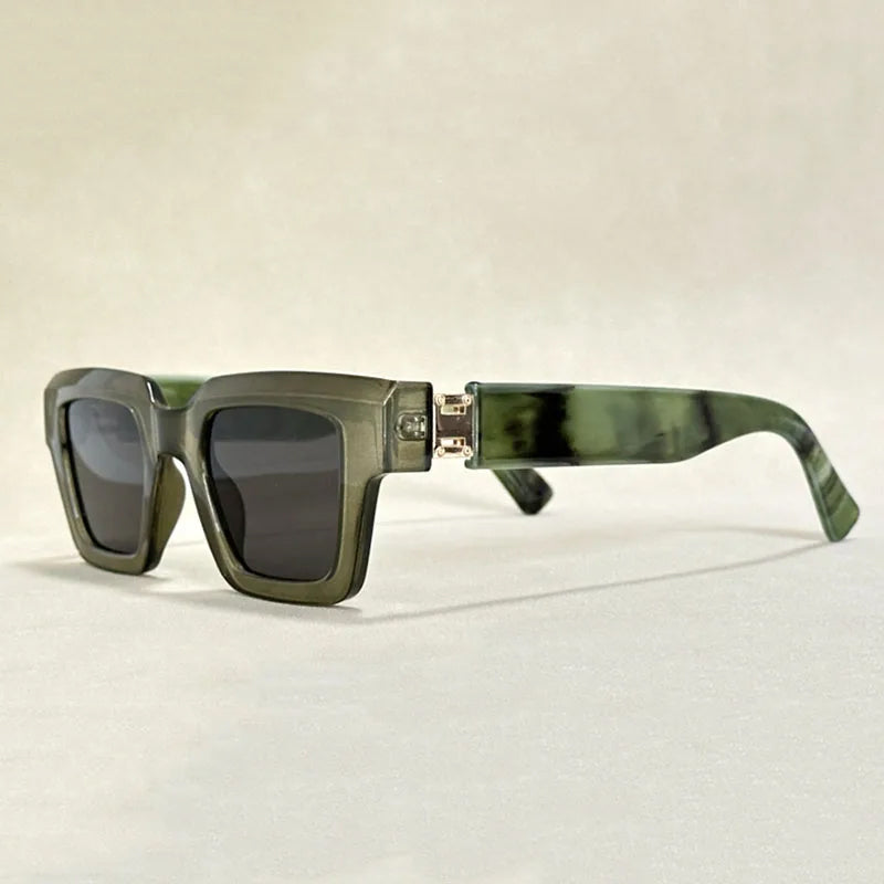 Retro Sunglasses – Photochromic Square Frames