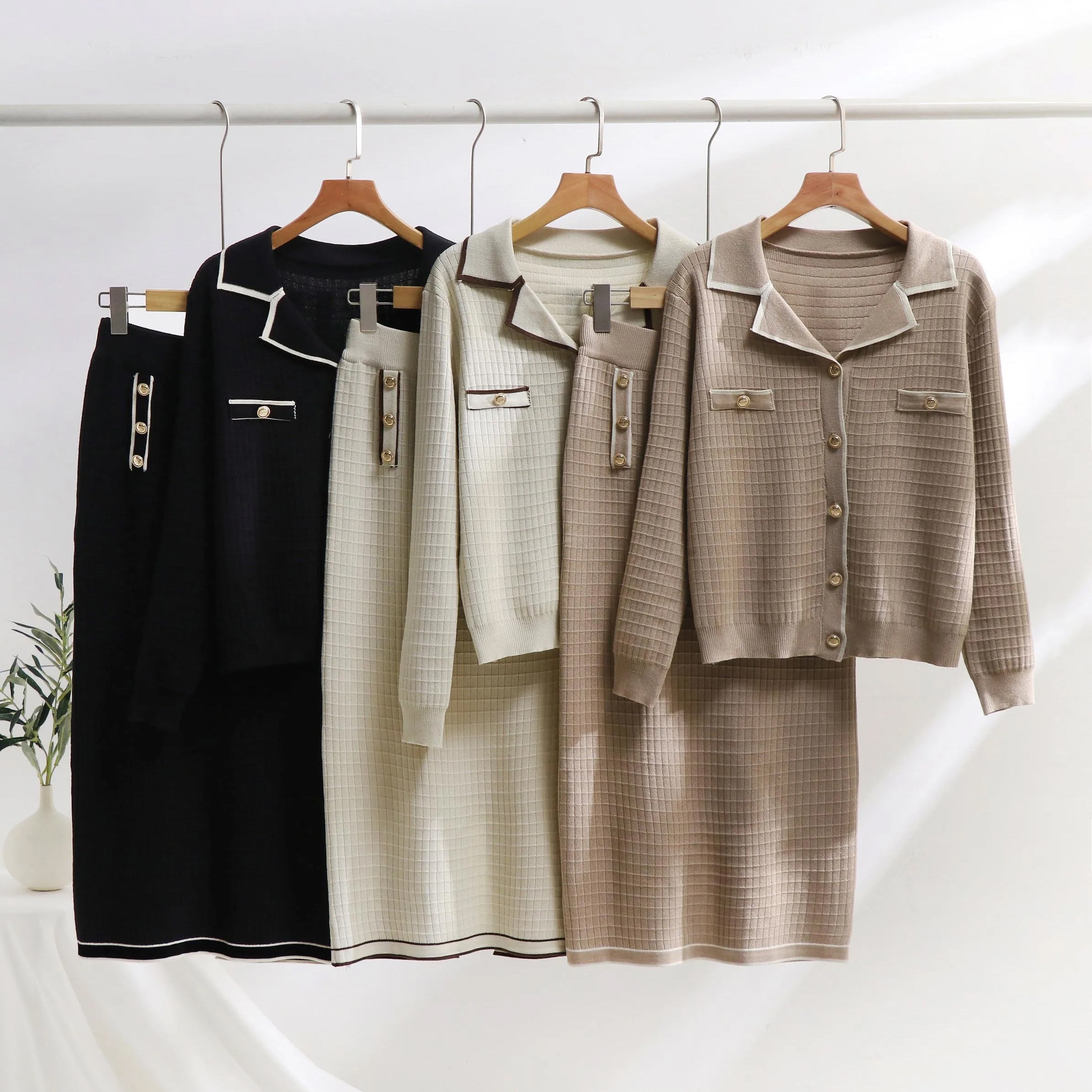 Chloé Montclair Élan Set | Textured Knit Cardigan & Skirt