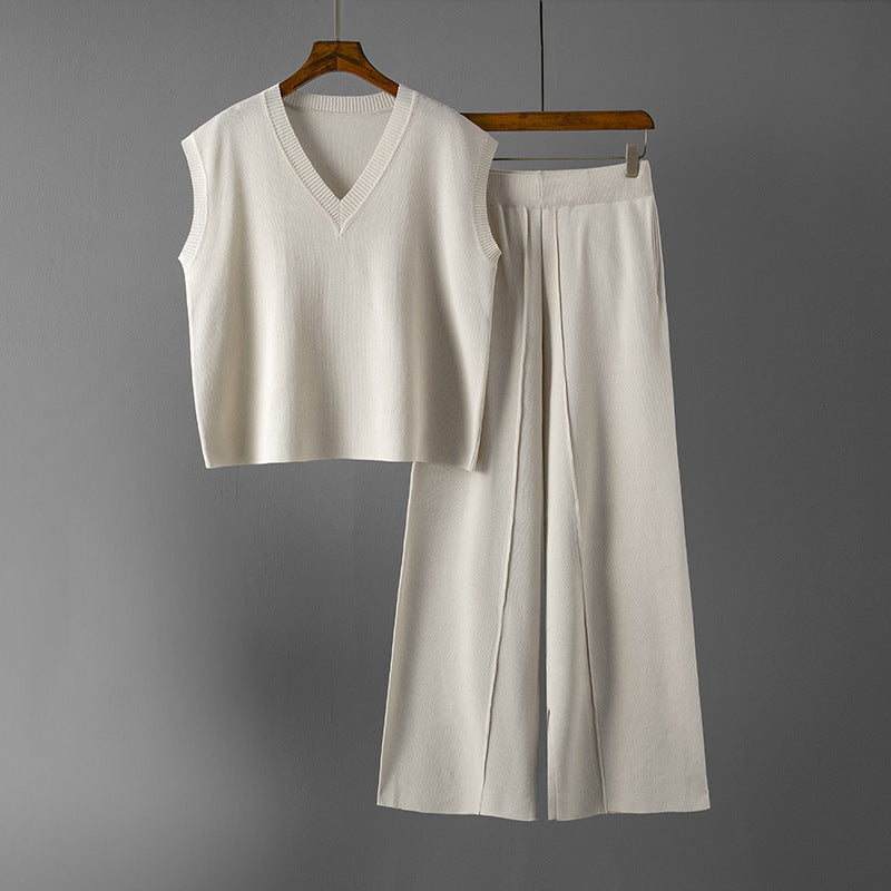 Knitted 2 Piece Set – Stylish Lounge Wear