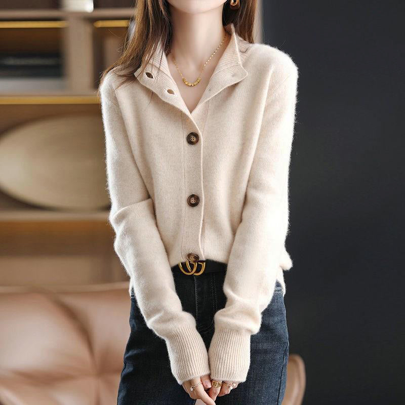 Dolce Lana Cardigan - Stylish Ribbed Knitwear