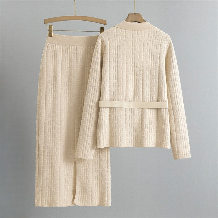 Le Nobiltà Milano Set | Elegant Blazer With Gold Buttons