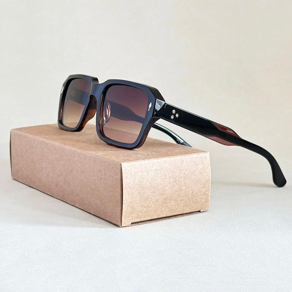 Classic Square Sunglasses – Vintage Style