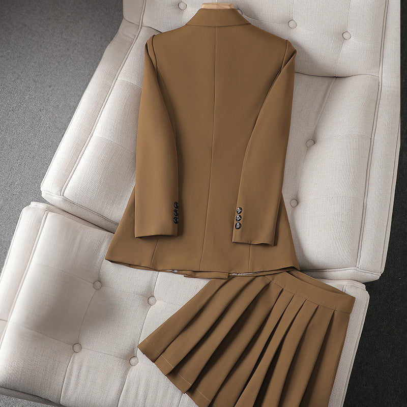Divine Couture Set – Double-Breasted Blazer & Pleated Skirt