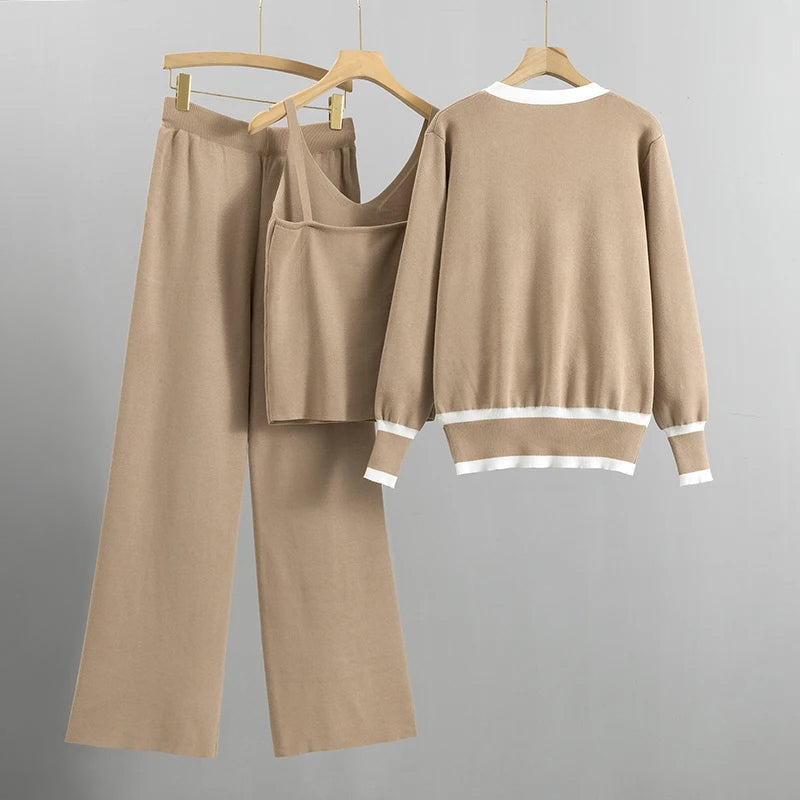Knitted 3 Piece Set – Comfortable Synthetic