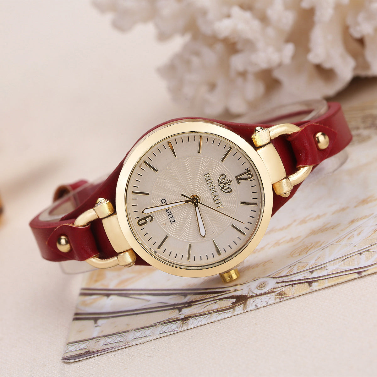Women's Quartz Wristwatch – Gold-Tone Bezel