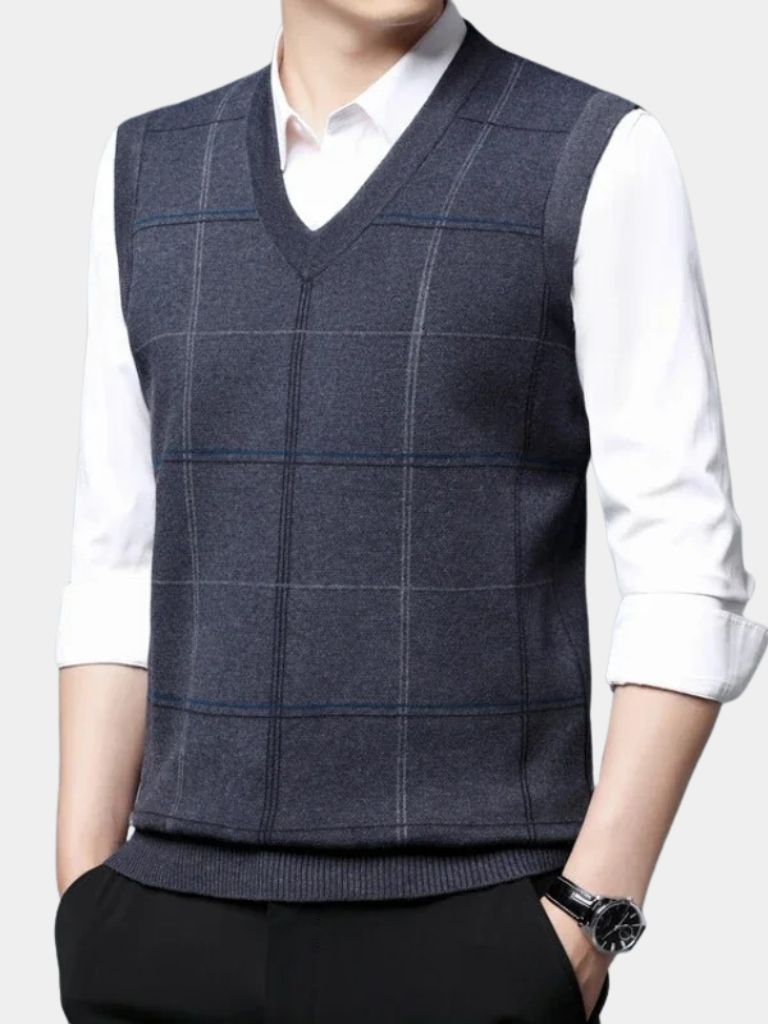 Checkered Knit Vest – Chic Patterned Knitwear