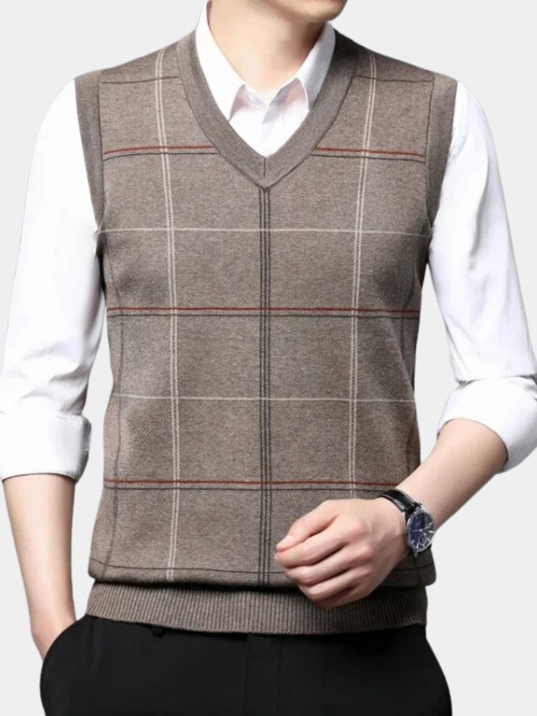 Checkered Knit Vest – Chic Patterned Knitwear